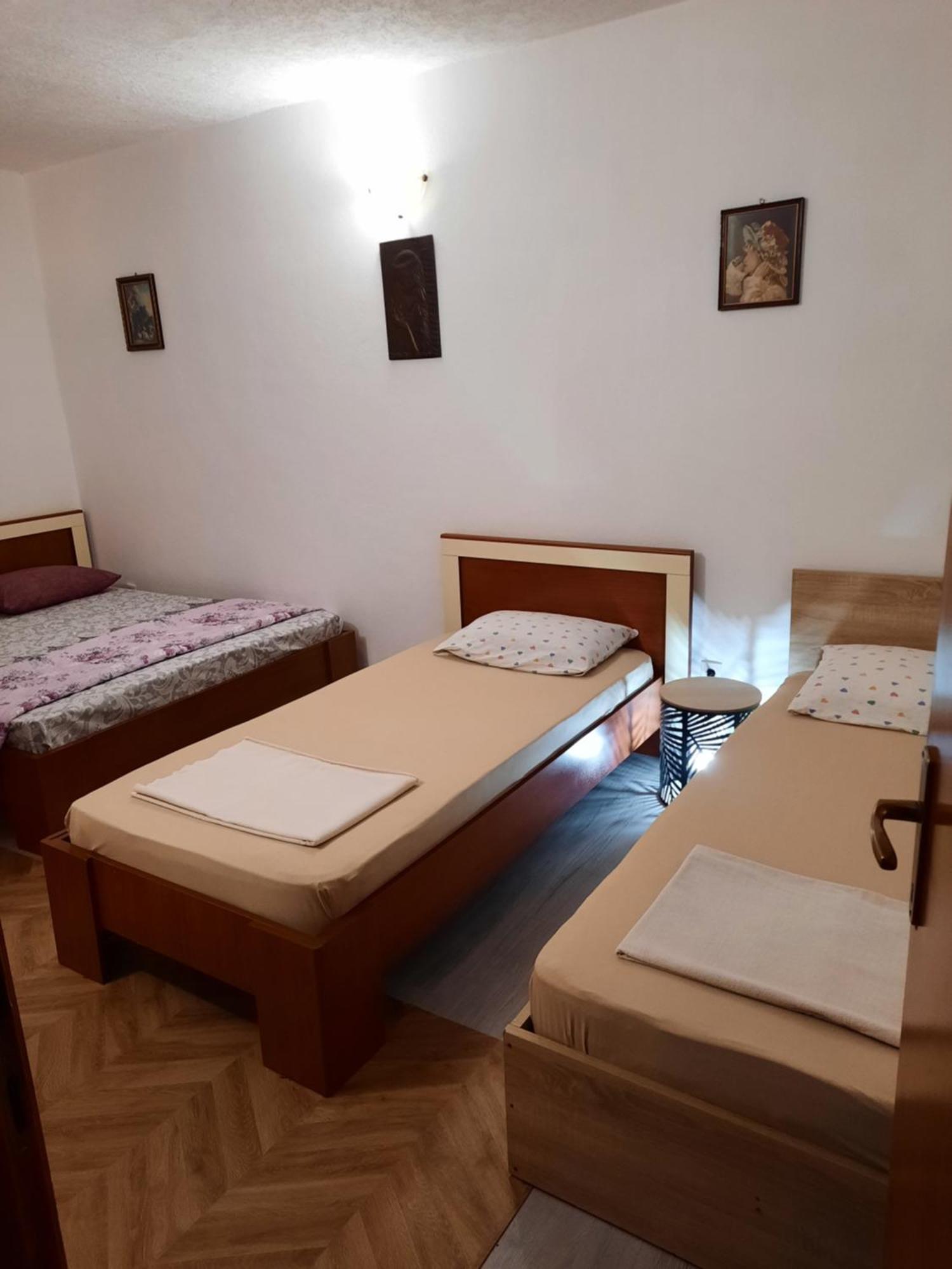 Apartmani Na Moru Бар Экстерьер фото